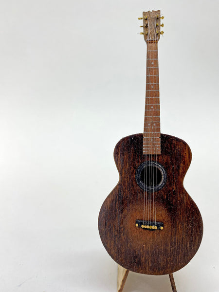 GUITAR:  Robert Johnson 1923 Gibson guitar